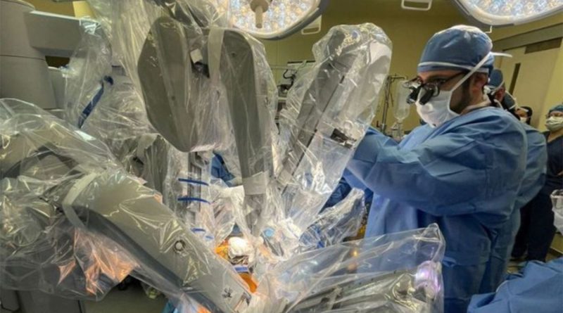 México realiza su primera cirugía robótica de corazón con éxito