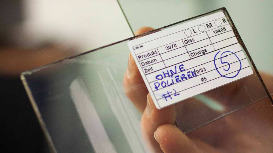 Investigadores alemanes desarrollan método no destructivo para reutilizar 220.000 toneladas anuales de vidrio de ventanas desechados en nuevos acristalamientos